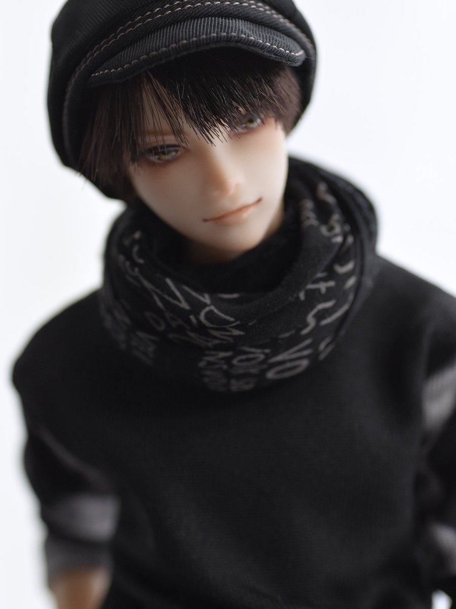 eureka_doll's tweet image. ノミチのyakoさんからお預かりしていたエイト君をカスタム、またお約束から随分経ってしまいました💦
💦
目は大きめの黒目がちにしヘアも少しカット。
カジュアルラインを着こなすモデルさんとしてガシガシ働いてくれますように！
ノミチさんもドルショに出展されます。乞うご期待！
#六分の一男子図鑑