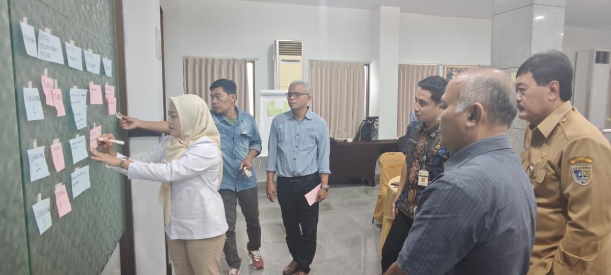 Lokakarya Konsultasi Penilaian Strategi Perlindungan Pesisir Demak terkait strategi tiga tingkat perlindungan pesisir di Demak bersama Wetlands International Indonesia, Kab Demak &amp; Instansi terkait Prov Jateng.(Smg, 27 Jan 2026)
#ngopeninhlakoni
<a href="/dlhkprovjateng/">Dinas Lingkungan Hidup dan Kehutanan Prov Jateng</a> 
<a href="/DwiCahyoPurnom8/">Dwi Cahyo Purnomo</a>