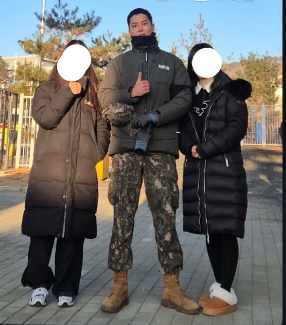 I’m so happy we got to see Rowoon like this 🥹 I miss him 😭