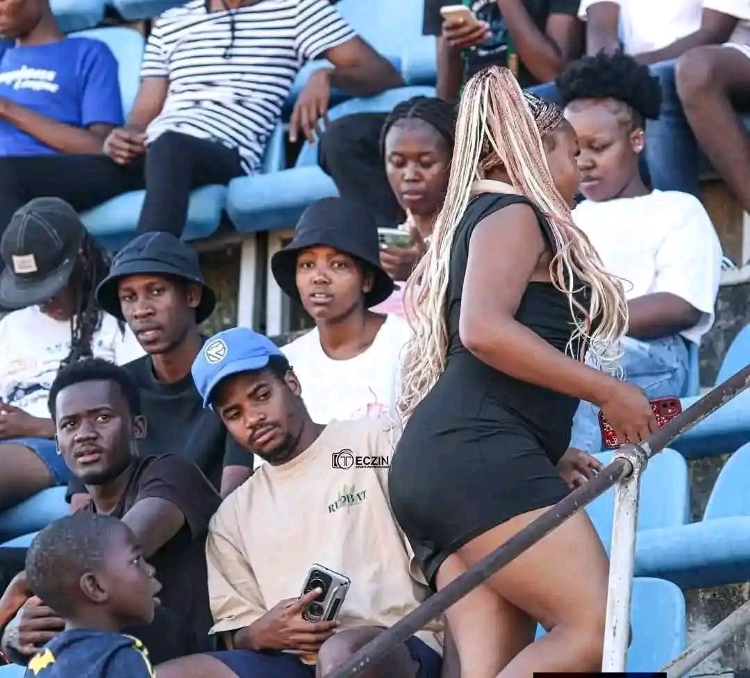 mannupierre_'s tweet image. This should be @MaxonAiro looking at today's Champions League matches.