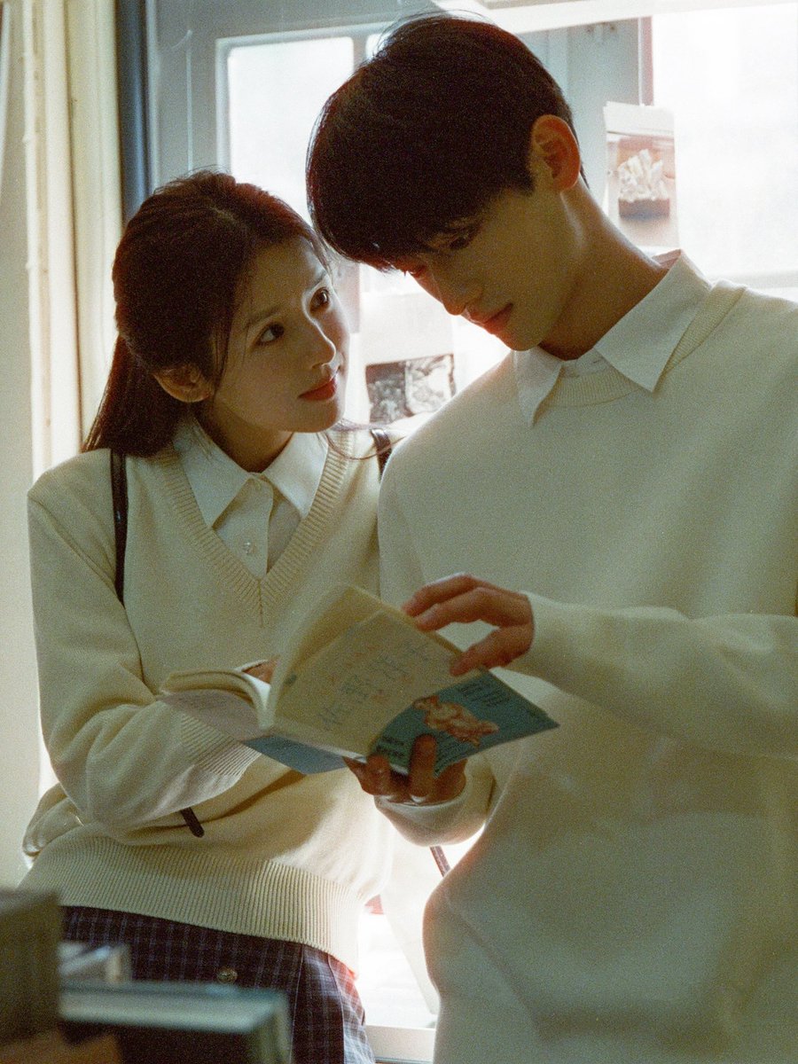 itboypercy's tweet image. Our #LoveInTheClouds second cp reuniting in a second chance romance drama.......we won so bad

#HeNan #QuanYilun