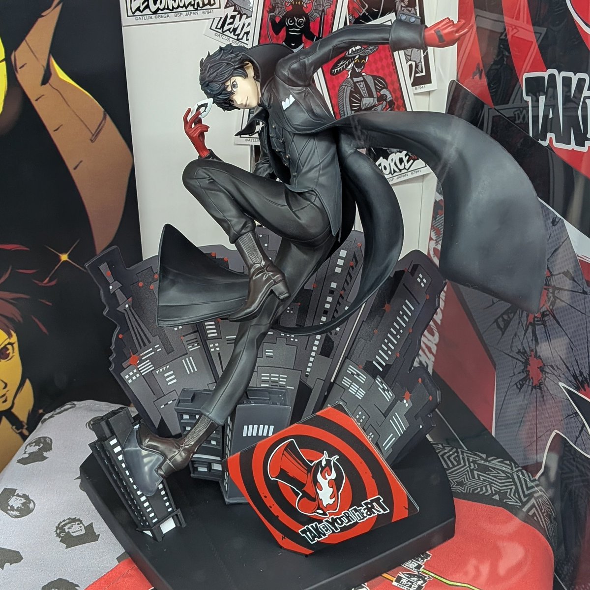 guernicass4's tweet image. 一番くじ 『ペルソナ５ ザ・ロイヤル』

1月31日発売

ラストワン賞 ジョーカー フィギュア

一番くじ公式ショップ池袋サンシャインシティ総本店にて展示中！