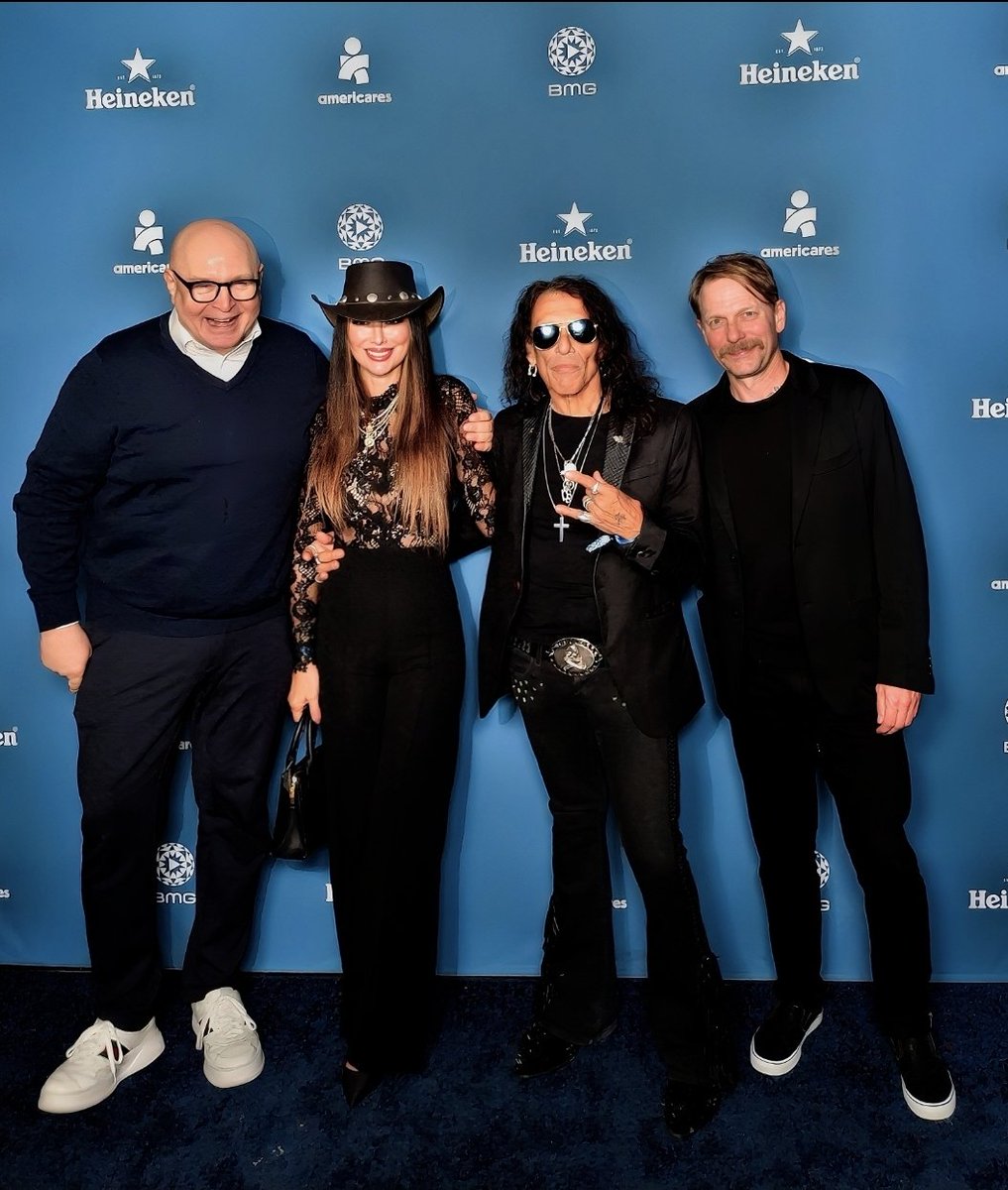 KristiAdair tweet media