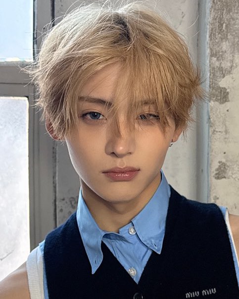 cloudyjory's tweet image. haven't seeing an it boy aura like this since third gen