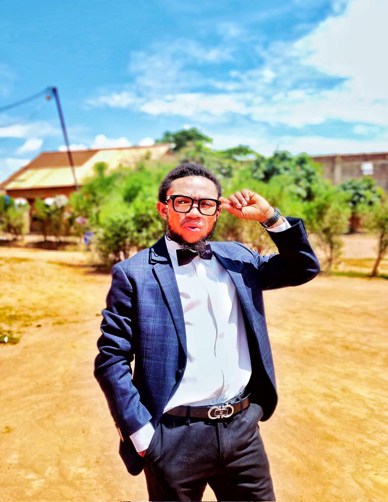 Rdhtheone's tweet photo. La vie💧🇨🇩 https://t.co/eUKwGD7Req