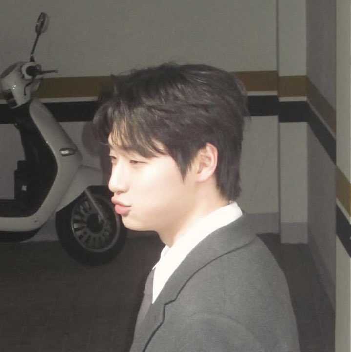 Bang2_'s tweet photo. 뿌 ⸜(՞⸝⸝o̴̶̷̤зo̴̶̷̤⸝⸝՞)⸝ https://t.co/ljjqxaUI7G