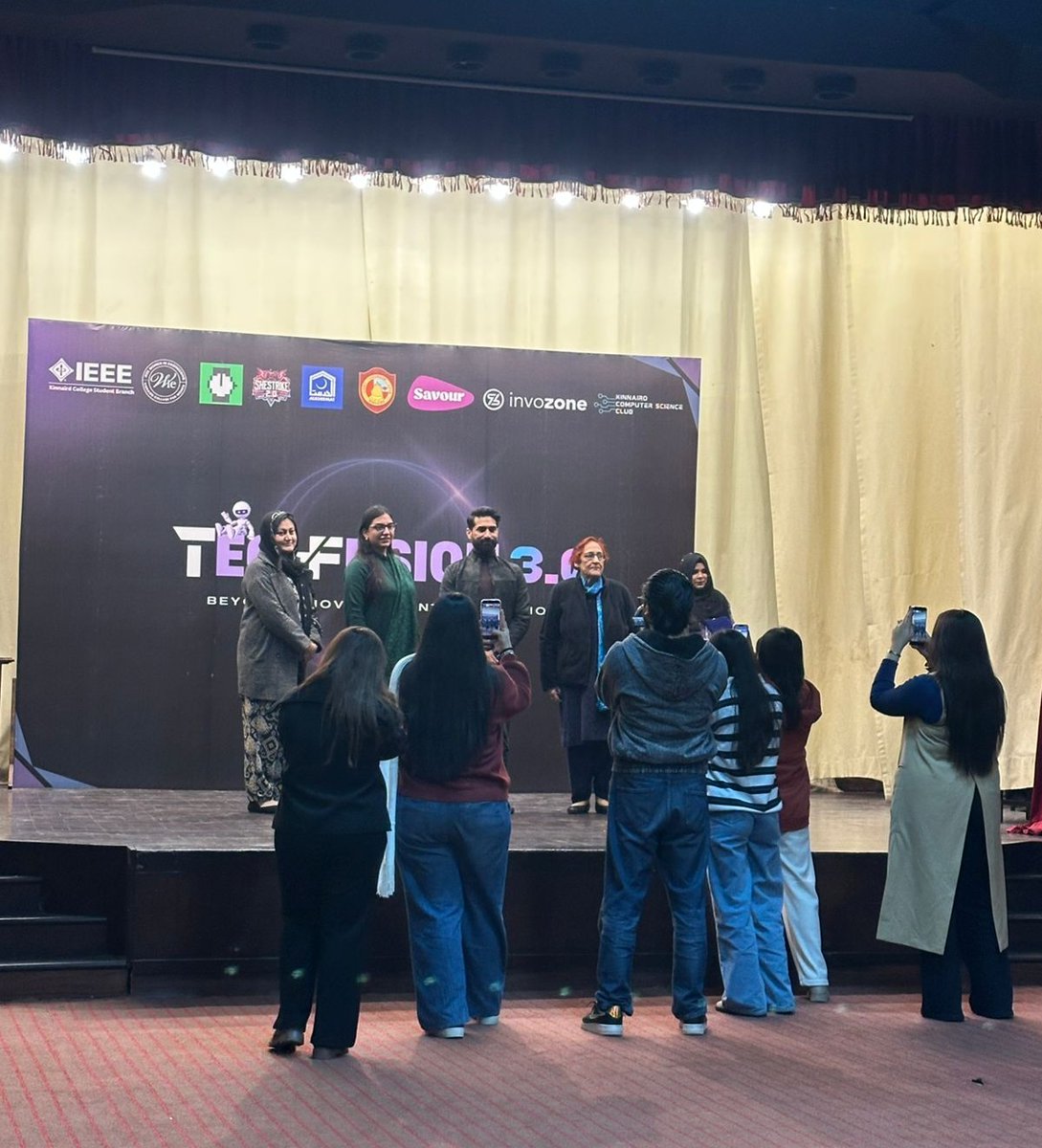 TajFilza's tweet photo. This is more than an award
This is consistency paying off

Returning Kinnaird College for Women, where my journey began felt like a full circle moment

Today
I returned to TechFusion 3.0
As a guest speaker
Giving back to the community hits different

#KinnairdCollege  #FilzaTaj https://t.co/p9wGQGGjNk