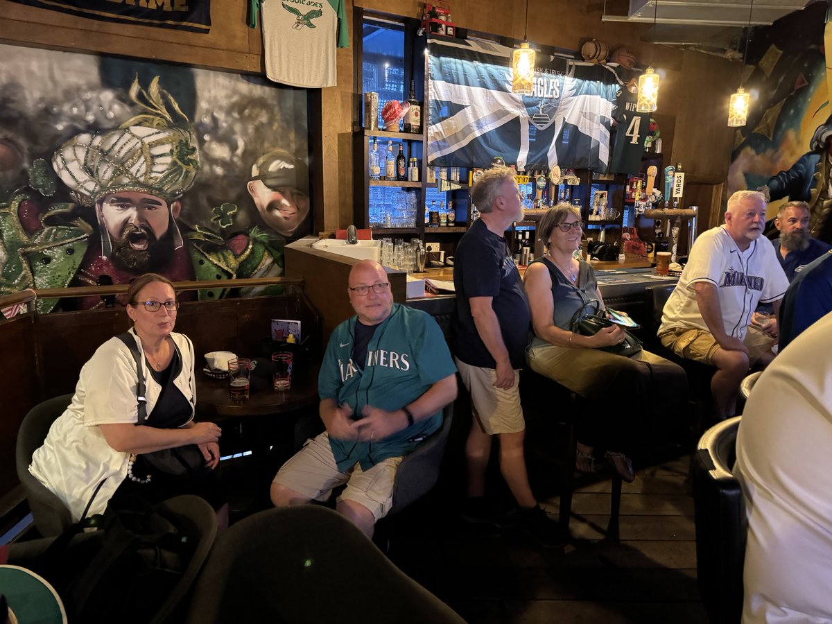 Bernard Smith tweet media