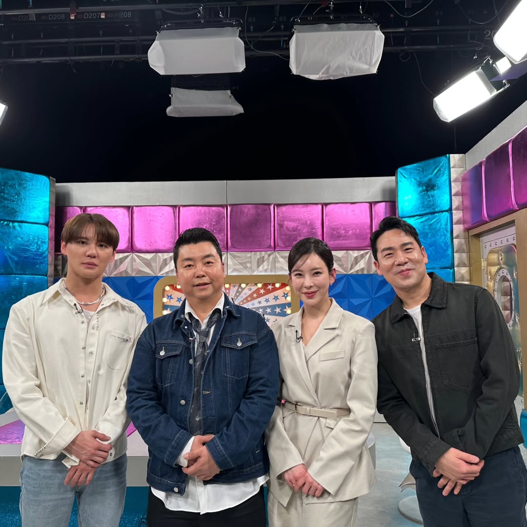 [사진] jung_hoyoung_caden_ IG
instagram.com/p/DUDFrBgiY0Z/
#김준수 #XIA #준수 #XIA준수 #시아준수 #JUNSU #KIMJUNSU #XIAJUNSU #ジュンス #金俊秀 #라디오스타 #라스