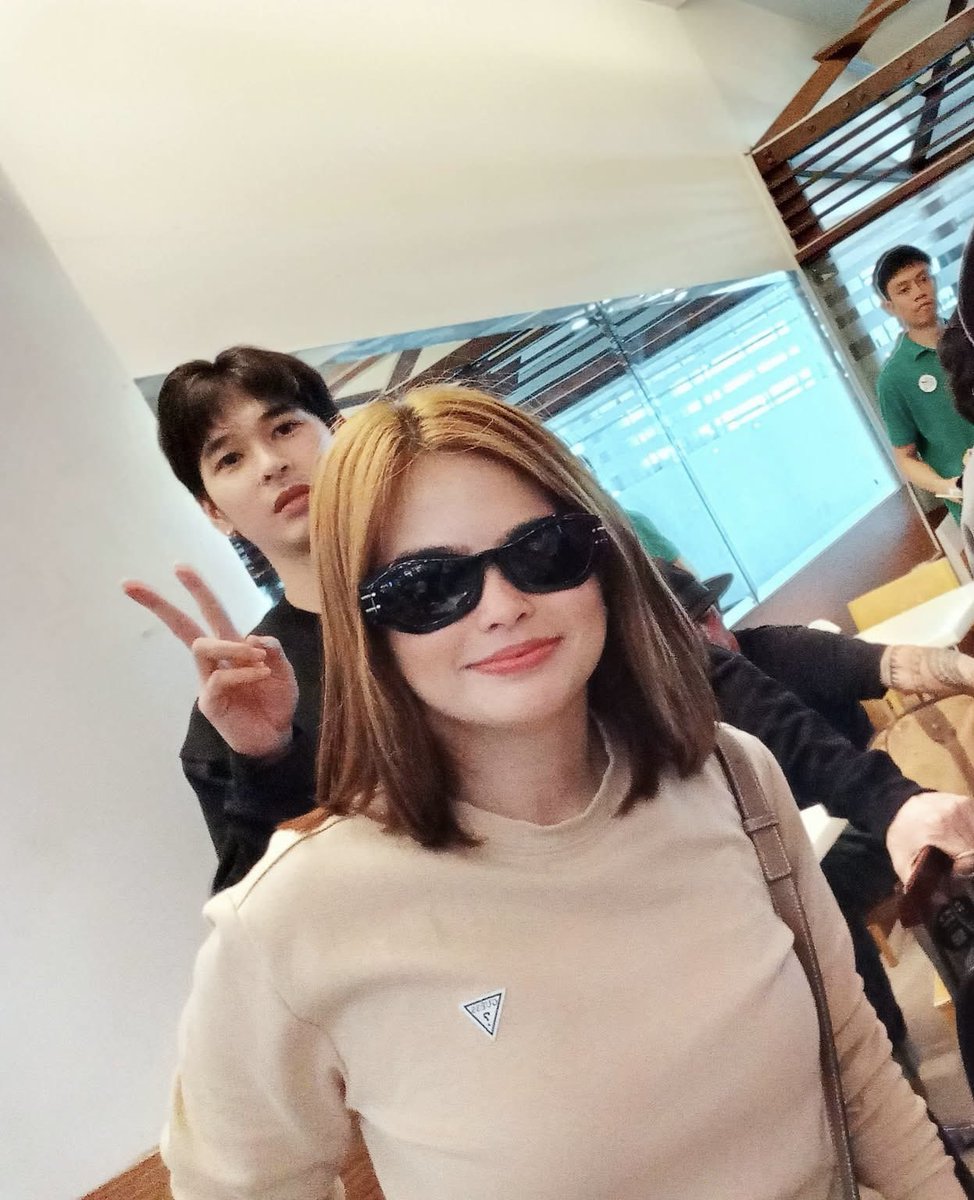 Gulfiet's tweet image. thank y'all wilbears, casual viewers, mga nahatak ng wilbea, fan ng gsot book and adapt na legally nagsstream sa vivaone, all this blessings became possible dahil mababait kayong lahat :)))

ofc thank u wilbea, direk, gsot team sa 100% na effort

GSOT IN SPAIN