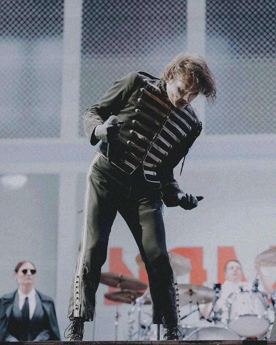 justwayalex's tweet photo. That confidence and THAT POWER MY GOD 

Thanks to @/r_umeres on IG https://t.co/dR5wg3LtXQ