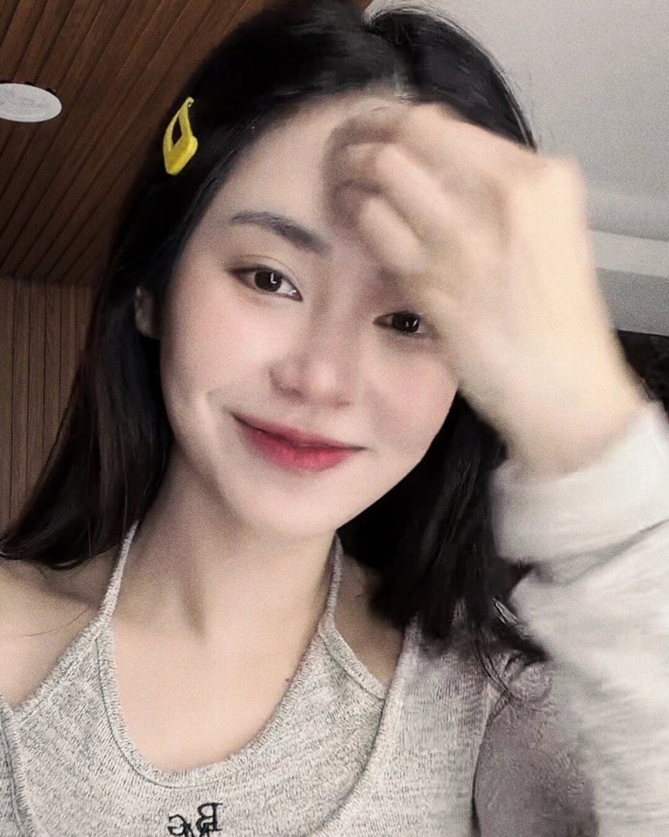 papaiissky's tweet image. คนอะไร แต่งหน้าอยู่ยังสวย จะบ้าา เผลอตกหลุมรักกค่ะะ😳💖

#BintSireethorn
#บิ๊นท์สิรีธร
#ข่มขลัง #แม่ครูบุหลัน
@bintodes