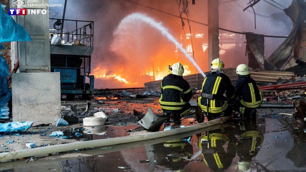 EN DIRECT - Ukraine : trois morts dans des attaques russes, dont deux près de Kiev
➡️ l.tf1info.fr/G9w