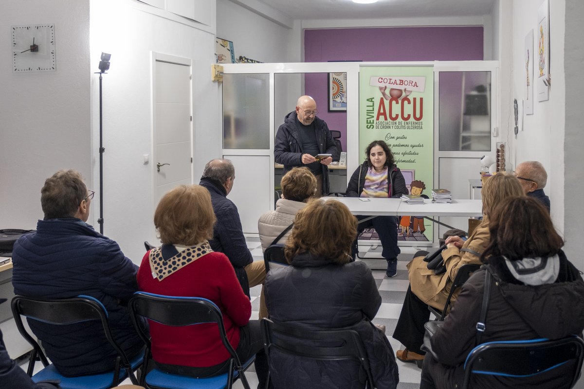 AccuSevilla's tweet photo. ¡Ayer pasamos una tarde muy especial!
Presentamos el libro "Cuando la Justicia Duerme" y disfrutamos de una charla fascinante con su autora, @SilviaCastiiGa.
Gracias, Silvia, por elegirnos para la presentación de tu libro.
#VisibilidadEII #Crohn #ColitisUlcerosa #Ostomías https://t.co/Xee0SHq32e