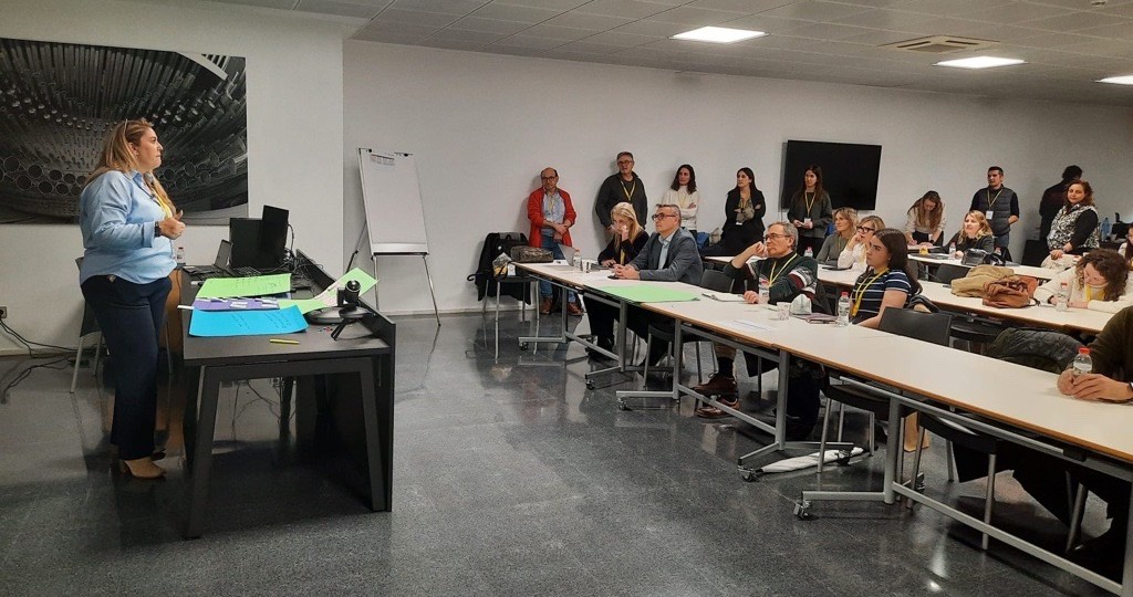 PlasticsEuropES's tweet photo. 📍Ayer celebramos el 2º taller #OCS junto a @ANAIP_es y @aeqtonline en La Pobla de Mafumet. @DowIberica, @Repsol, @GrupoTorrent y @Molecor compartieron buenas prácticas y + de 40 profesionales se unieron para reducir fugas y avanzar hacia un sector más sostenible. #ProgramaOCS https://t.co/GGDETU7S5t