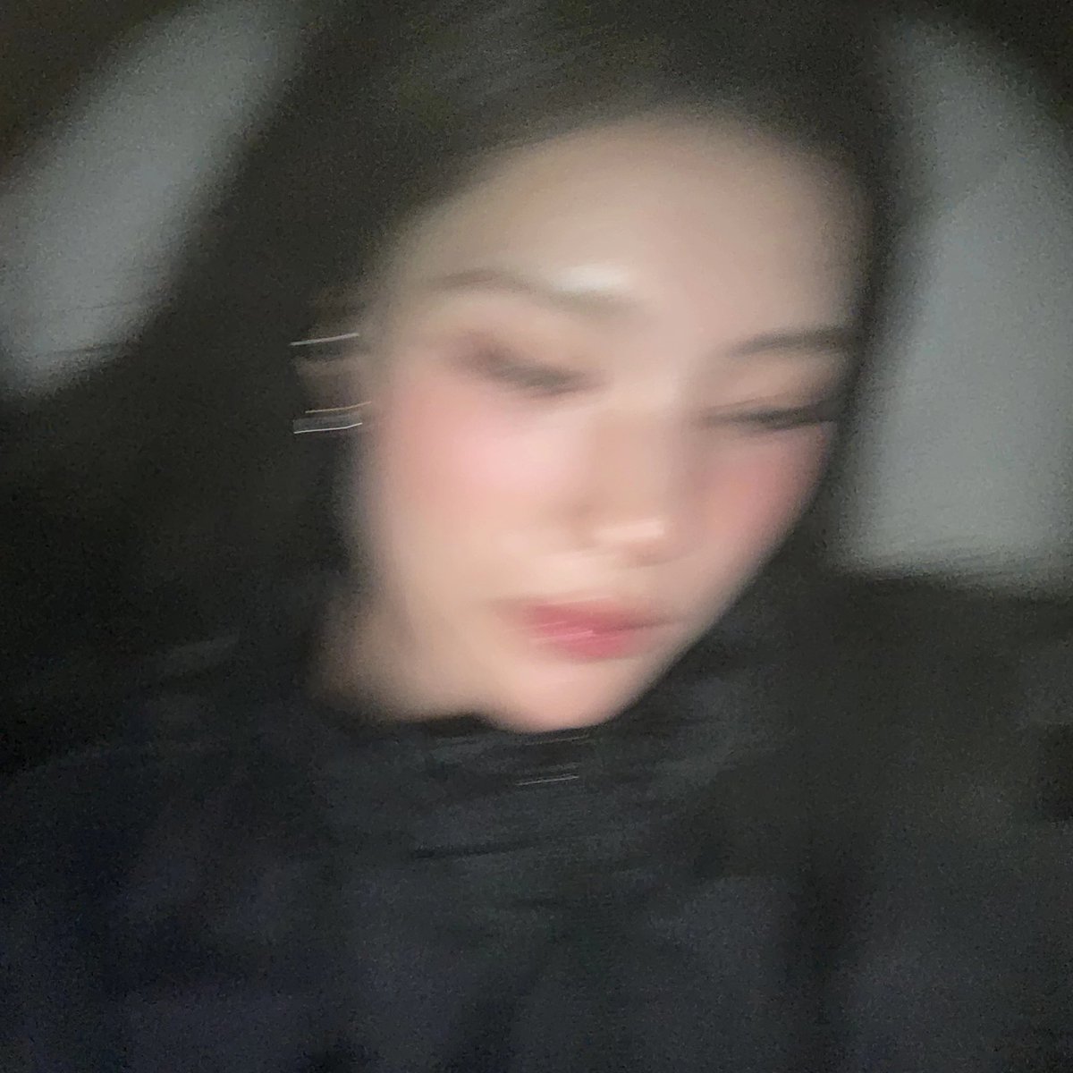 H2H_NEWS's tweet image. 260128 JUUN WEVERSE POST

“Warning: dizziness ⚠️”

#Hearts2Hearts #하츠투하츠 #H2H @Hearts2Hearts