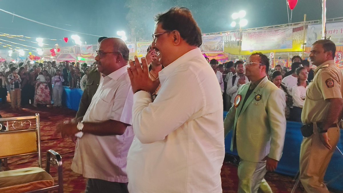 KhanHaroo3817's tweet photo. वेसावे कोळी सी फूड फेस्टिव्हल दिनांक २३, २४ व २५ जानेवारी २०२६ रोजी अत्यंत उत्साहपूर्ण आणि जल्लोषात  शिवसेना (उद्धव बाळासाहेब ठाकरे) पक्षाचे विभागप्रमुख, ज्येष्ठ शिवसेना नेते, आमदार डॉ. अॅड. अनिल परब साहेब, तसेच वर्सोवा विधानसभा आमदार हारून खान साहेब यांनी विशेष उपस्थिती दर्शविली https://t.co/XP7ksHJFuU