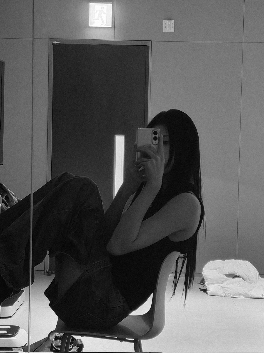 260128 #JUUN weverse post 

Peringatan: bisa bikin pusing⚠️ 

#Hearts2Hearts #하츠투하츠 #주은
<a href="/Hearts2Hearts/">Hearts2Hearts</a>