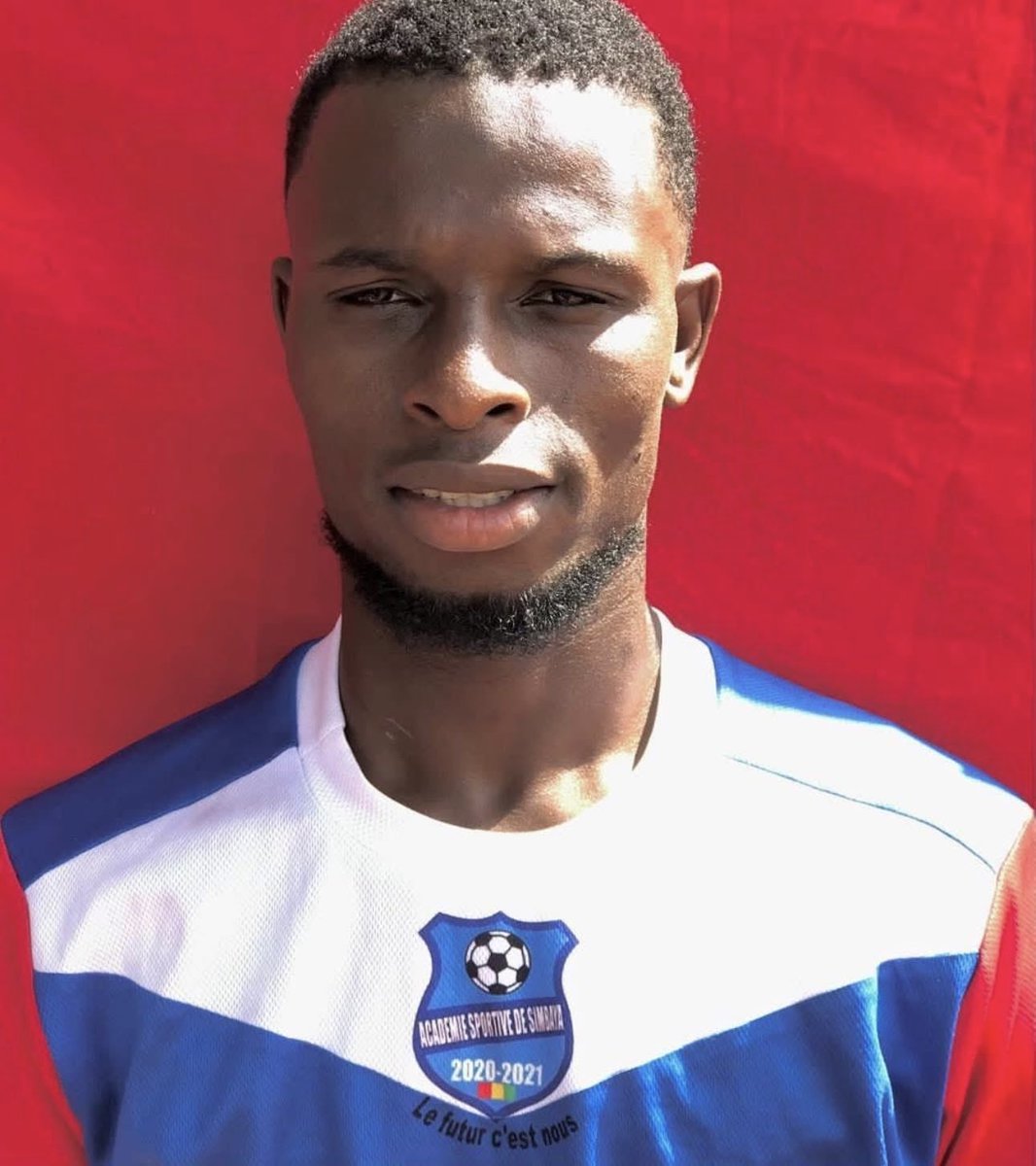 Je suis profondément attristé par le décès du jeune joueur Mohamed Bayo, de l’Académie Foot Élite.

En ces moments de grande tristesse, j’adresse mes sincères condoléances à sa famille, à son club ainsi qu’à l’ensemble de ses proches. Repose en paix !