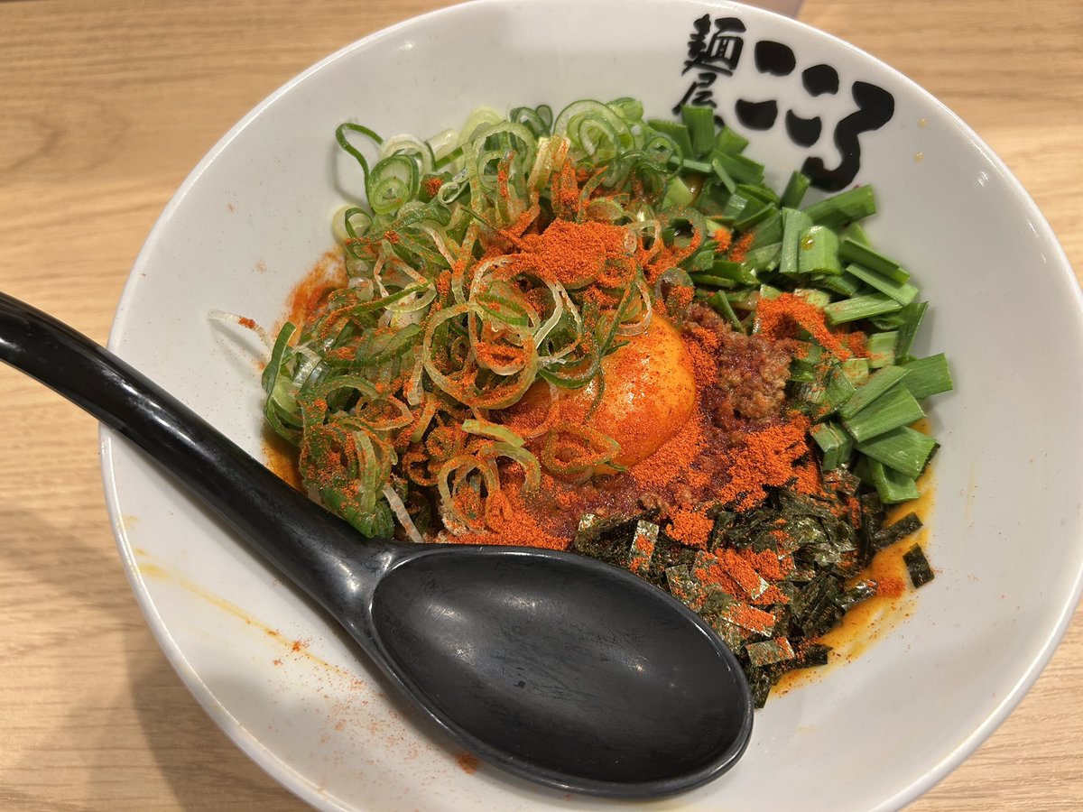 bustrip11's tweet image. 博論審査会、おわり！

平和な審査会でしたが、幾つかの指摘・アドバイスが的確すぎて、人生どの道であれ、修行はまだまだ続くなと思うなどしました。