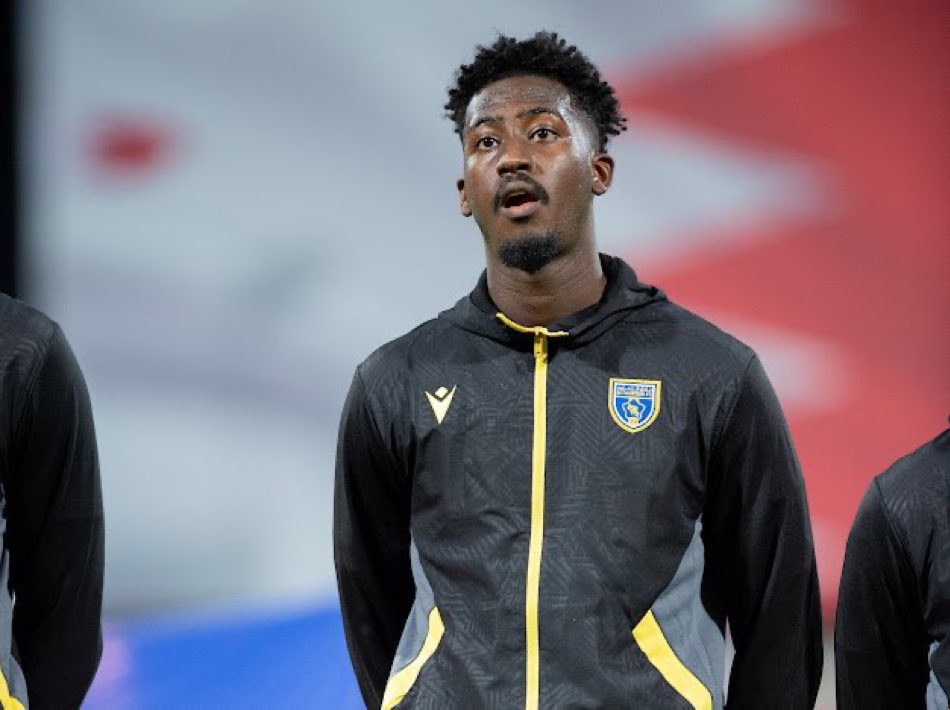 عون السلولي بحسب متابعتي له مع التعاون قدم مستوى جيد ولكن مع نيوم ما تابعته بشكل واضح عموماً أتمنى التعاقد معه بدال المنتهي علي البليهي لاعب قادر يعطي في الملاعب سنوات وعنده طموح يحقق شيء ولكن البليهي لاعب متشبع وجاي يجمع له كم ريال قبل يعتزل وله أسبوعين يتشرط إذا كان الخيار بينه