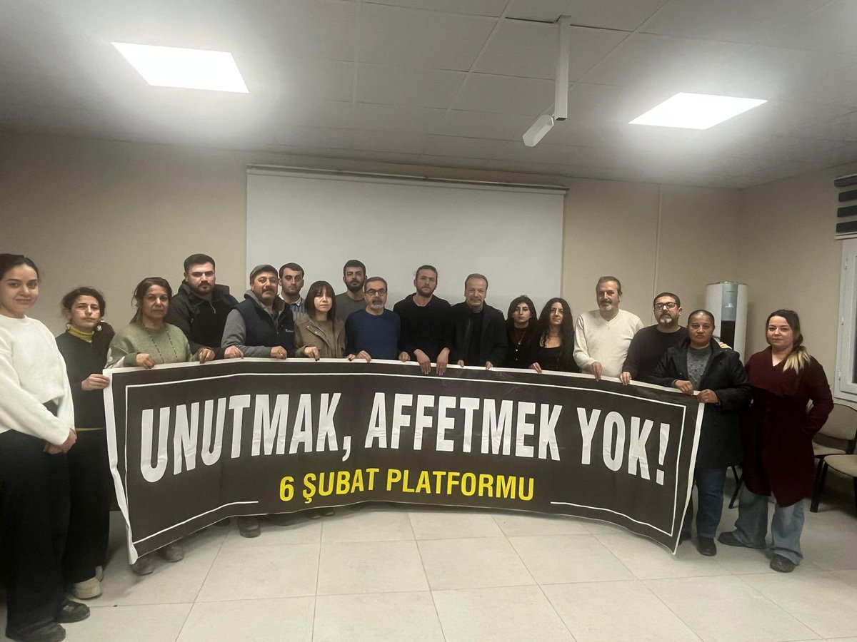 6 ŞUBAT DEPREMLERİNİN 3. YILINDA UNUTMADIK, AFFETMEDİK
📍 5 Şubat | Saat 17.00
Necmi Asfuroğlu Anadolu Lisesi Önünden Saray Caddesi’ne yürüyüş ve basın açıklaması
📍 6 Şubat | Saat 04.17
Uğur Mumcu Meydanı’nda
kaybettiğimiz canlarımızı anmak için buluşma
#6ŞubattaHataydayız