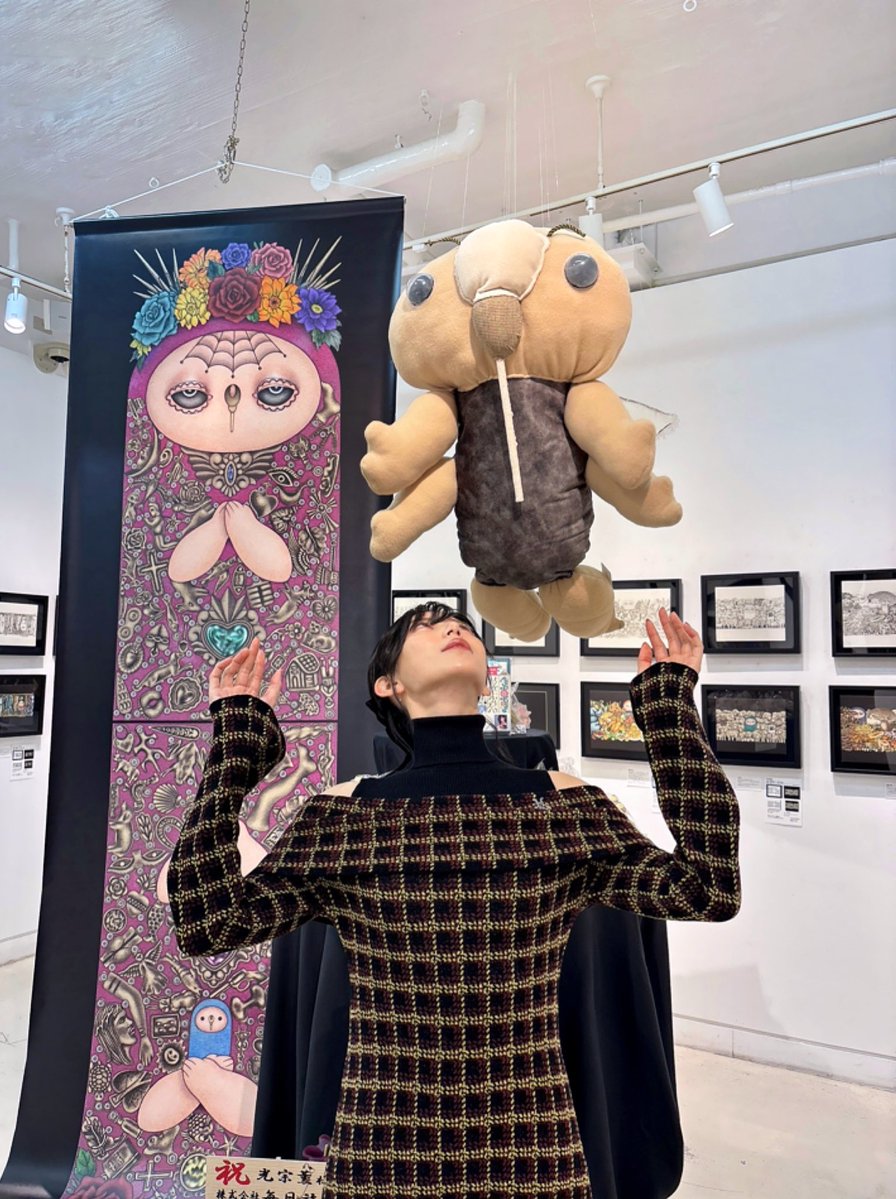 2/1 ブックファースト新宿店さんにて開催予定の
作品集「せみにんげん」お渡しイベントへのご応募は本日夜〆です🪰
 
ご興味あれば引用先リンクよりぜひ！