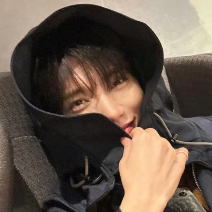shuasmedia's tweet photo. 2019                                                         2026 https://t.co/acDtpmGhyq