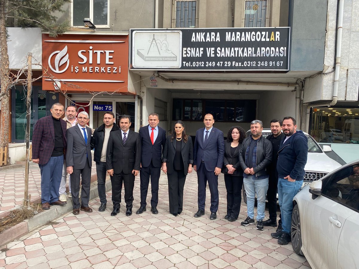 📍 Siteler

Milletvekilimiz <a href="/jsarieroglu/">Jülide Sarıeroğlu 🇹🇷</a> ve İl Yönetim Kurulu Üyemiz <a href="/DilekUlubay/">Fatma Dilek ULUBAY</a> eşiliğinde,
Ankara Marangozlar Odası Başkanı Cemil Özdemir ‘e ziyarette bulunduk.

İlgi alaka ve misafirperverliğinden dolayı teşekkür ederiz.

#KalbimizAltındağ 

<a href="/akaltindag/">AK PARTİ ALTINDAĞ</a>