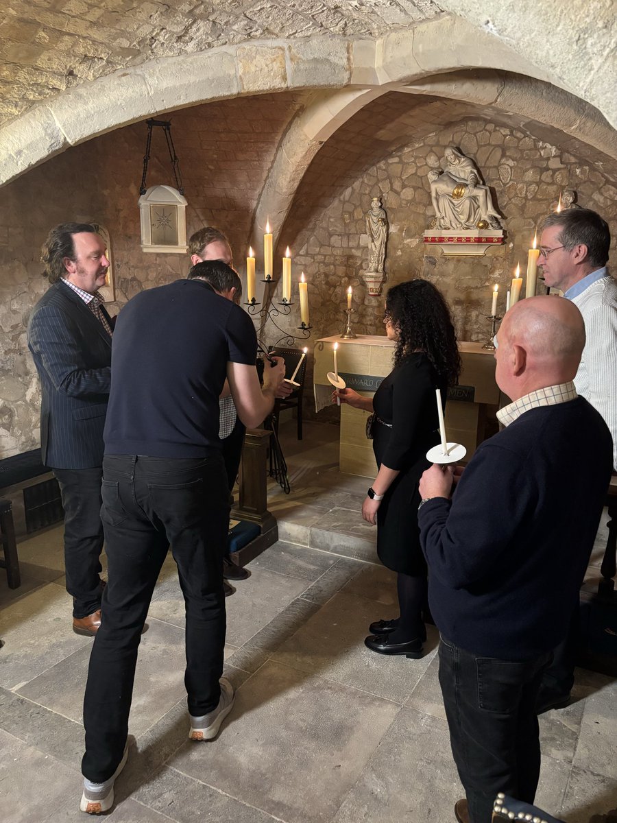 StOlaveHartSt's tweet photo. Some behind the scenes pics as we recorded the Church of England National Online Service for Candlemas. Watch from 9am on Sunday 1st February on the Church of England Facebook page and YouTube Channel!
#candlemas #presentationofchrist #epiphany @churchofengland @thecityofldn https://t.co/AxRaSgQ4eJ