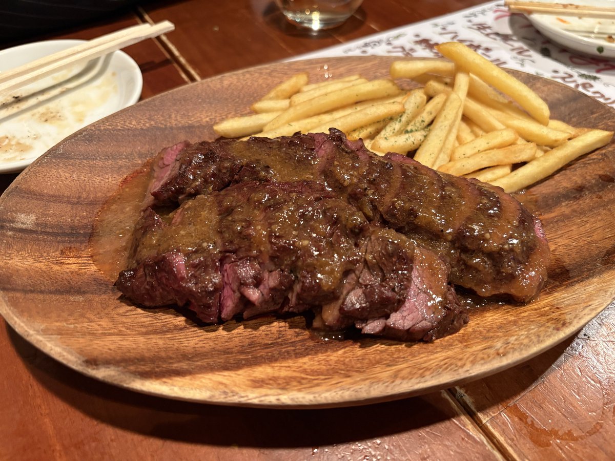 altimatecrash's tweet photo. 昨日も今日もお肉食べました https://t.co/FXYEvjz64t