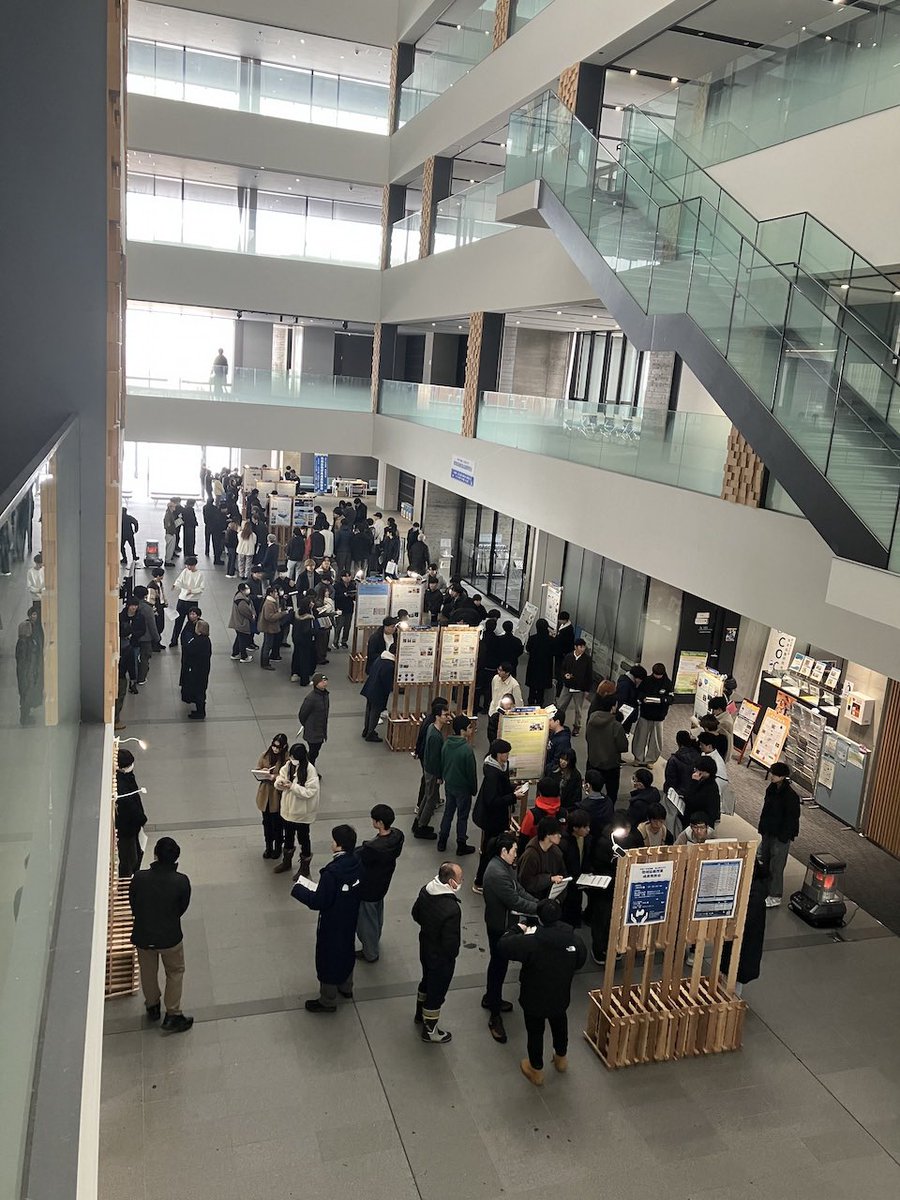 TPU_CBL's tweet photo. 【#地域協働授業成果発表会】
令和7年度後期成果発表会を先週1/22(木)に開催しゼミや研究室など17団体の発表がありました。

発表ポスターは2/6(金)まで展示（webでも同期間限定公開）しています。どうぞご覧下さい。
https://t.co/sHohFkEWG8

#富山県立大学 #地域協働 #地域協働授業 https://t.co/rKRvX64CH7