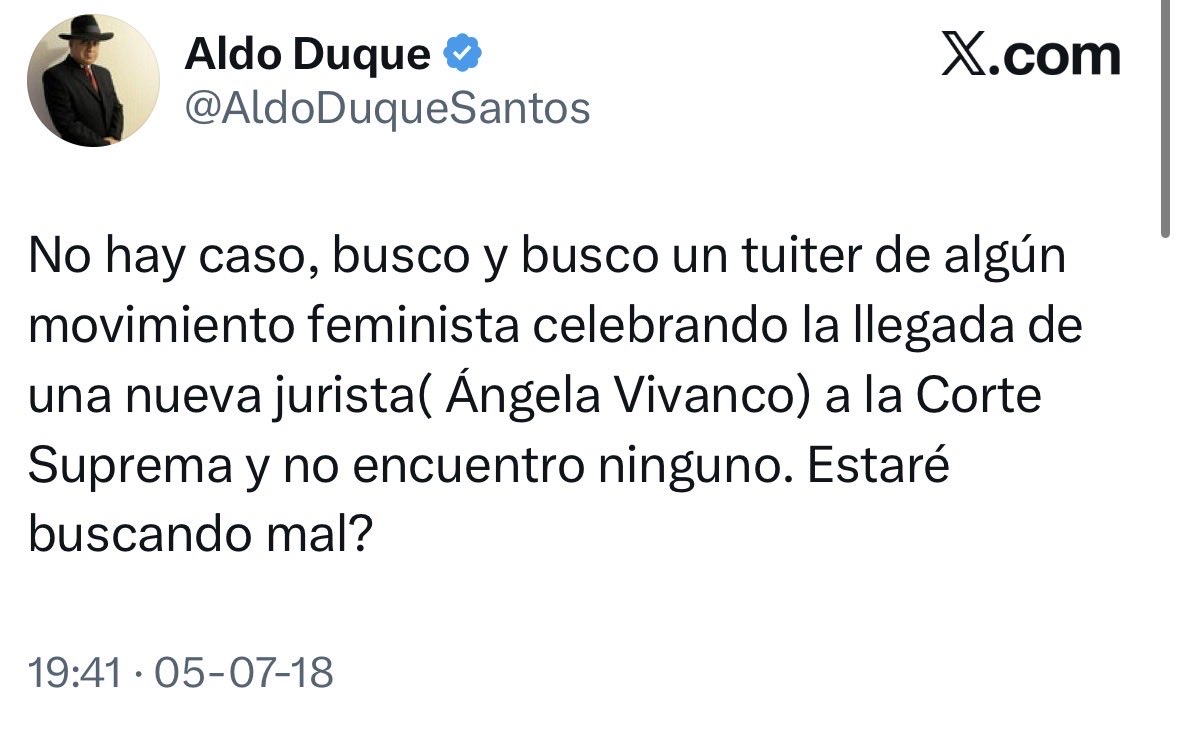 zanwroo's tweet photo. El abogado hueco , quedó como payaso 😂 https://t.co/DEYNYC3qDK