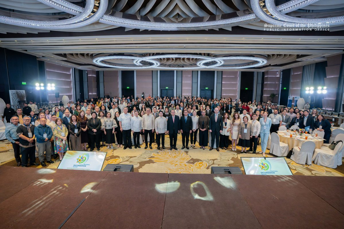 SCPh_PIO's tweet photo. In her opening remarks, SC Associate Justice Maria Filomena D. Singh, Chairperson of the JSCC Technical Working Group on Processes and Capacity Building and of the Steering Committee that conducted the first Summit, said the pilot Summit delivered concrete proposals on facing the problem of congestion.

Aside from the Judiciary, the Executive branch through the DOJ also pioneered initiatives to further decongest jails and prisons, as discussed by DOJ Acting Secretary Fredderick Vida.

The DILG, for its part, settled more than half a million cases at the barangay level through the Katarungang Pambarangay, according to DILG Undersecretary Rolando C. Puno, who represented DILG Secretary Juanito Victor Remulla.

READ: https://t.co/EvcMMPFY92