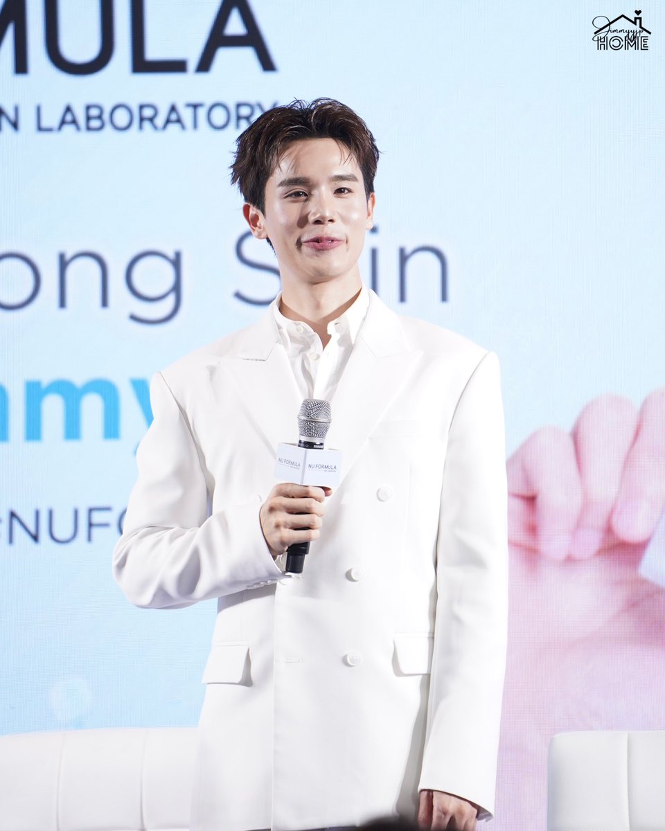 JimmyyjpHome's tweet image. อยากหน้าใสแบบพี่จิมมี่ต้องใช้ NUFORMULA กันนะคับบบ 💙✨

JIMMY DERMBUDDY NUFORMULA

 #EverydayStrongSkinWithJimmy