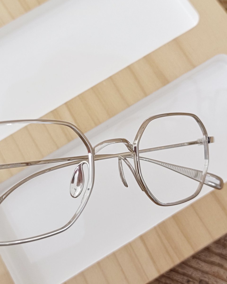 新作アイテムのご紹介🆕 天地幅が狭いヴィンテージライクなオクタゴン