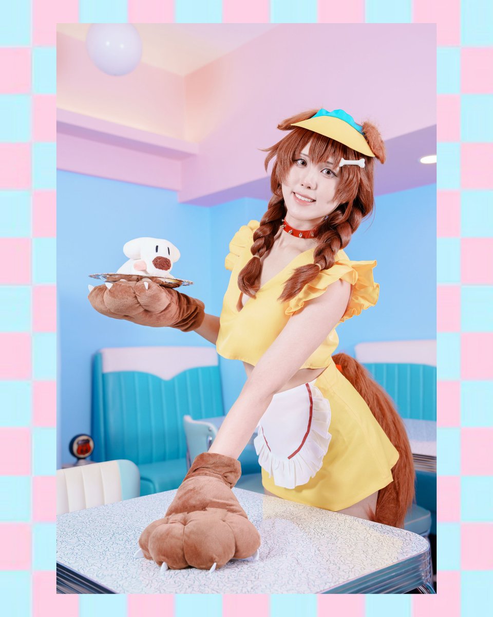 haruka0sy's tweet photo. Doggy God Street🐶🐾🛼🥤🍟

#できたてころね #ころねすきー
#コスプレ #hololivecosplay #成神ころね https://t.co/CRT5Hd6kYL