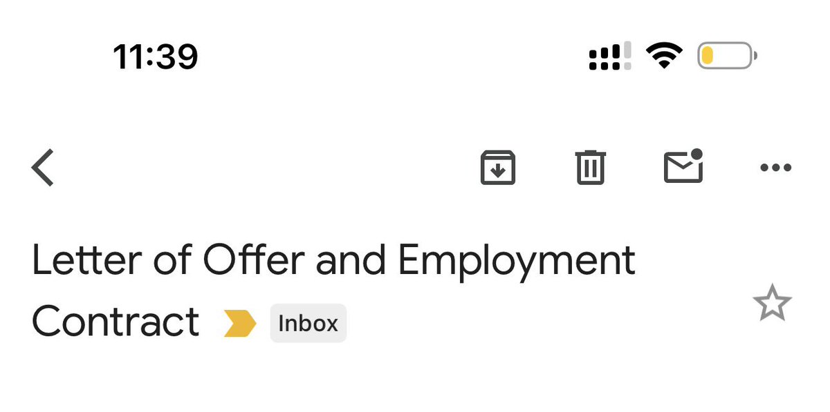 Seipeii's tweet image. 😭😭😭I got a new job 🎉🎉