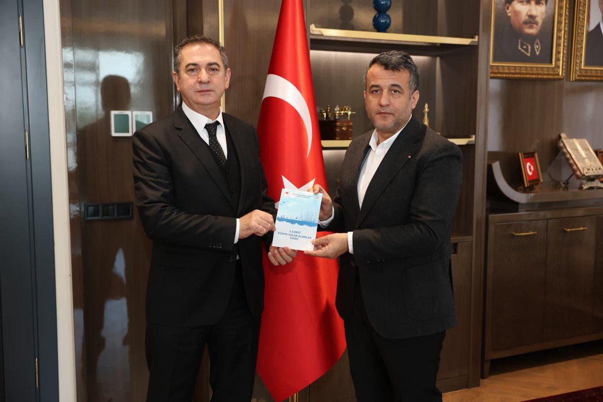 Bölge Müdürümüz, Samsun Büyükşehir Belediye Başkanımız Sayın Halit Doğan'ı ziyaret ettiler.    
📌Kızılırmak Deltası Ramsar Alanında yapılacak olan Dünya Sulak Alanlar Günü kutlama ve etkinlikleri hakkında bilgi verilerek, Sayın Başkanımız yapılacak olan programa davet edilmiştir
