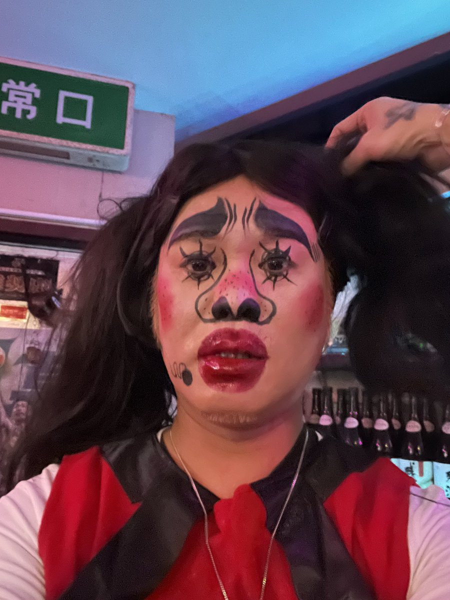 1/28(水)
こんばんは^ ^♬

週半ばの水曜日、今日もお仕事お疲れ様です^ ^♬

本日21:00オープンです😊

ショーゴのワンオペ営業でまったりお待ちしてま〜す😃✨