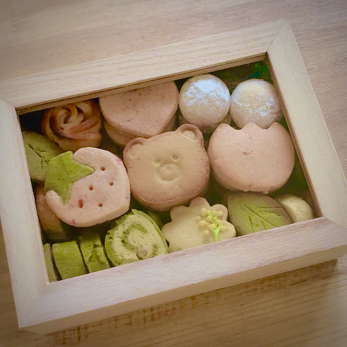 patchanshowroom's tweet image. 今日はクッキーをたくさん焼きました🍪