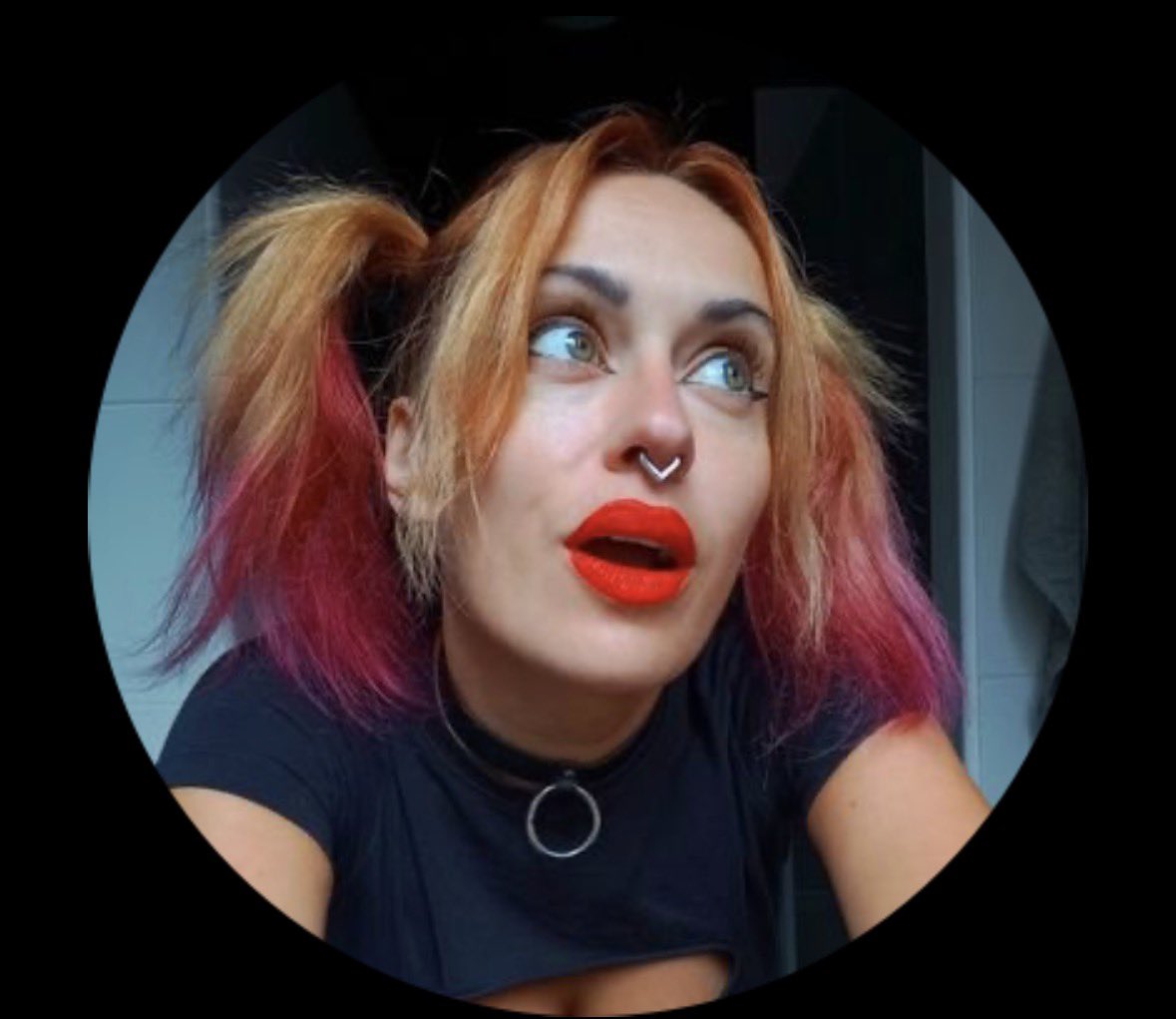 <a href="/Ane_Lindane/">Ane Lindane</a> Hablando de retrasos… 😂