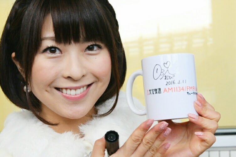 ぎゃーーー🤣🤣🤣🤣🤣 わ、わ、わ、若い🤣🤣🤣🤣💦 サインを見ると2016