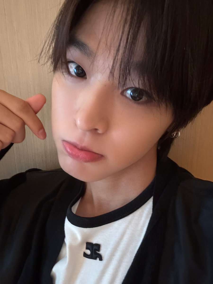 뭔가 햄햄이의 얼굴                    쿨냐이의얼굴같음