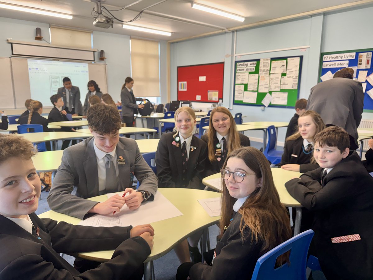 DurringtonHigh's tweet image. Our SSLT met with the Year 7 &amp;amp; 8 form reps this week to discuss the upcoming KAPP Challenge. The form reps shared a range of fantastic ideas, &amp;amp; the SSLT will now be incorporating these into their planning to help shape an exciting &amp;amp; inclusive event for everyone.
#KAPP