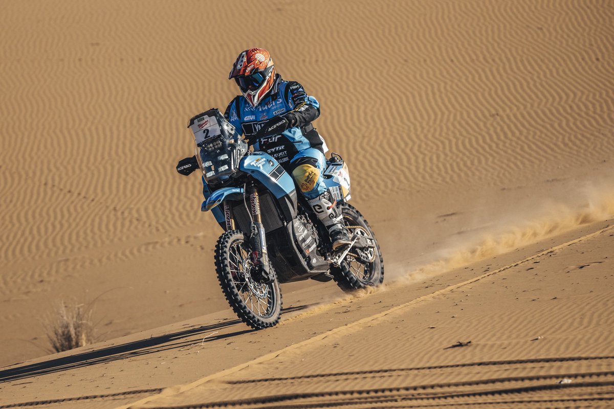 yamaharacingcom's tweet image. Alessandro Botturi stormed to the Stage 2 victory as the Africa Eco Race finally got underway after extreme weather had led to the cancellation of the first day 🥇

His teammate Gautier Paulin got his first taste of #AER action on a motorbike, and finished in an impressive P6 as