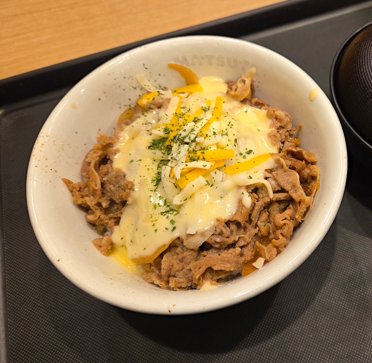 I'm bad at using SNS. Especially when IRL gets busy. Have some of my fast food photos from the last week ig

Chimken Borger, Negi Gyudon, Katsudon, Cheese Gyudon😋