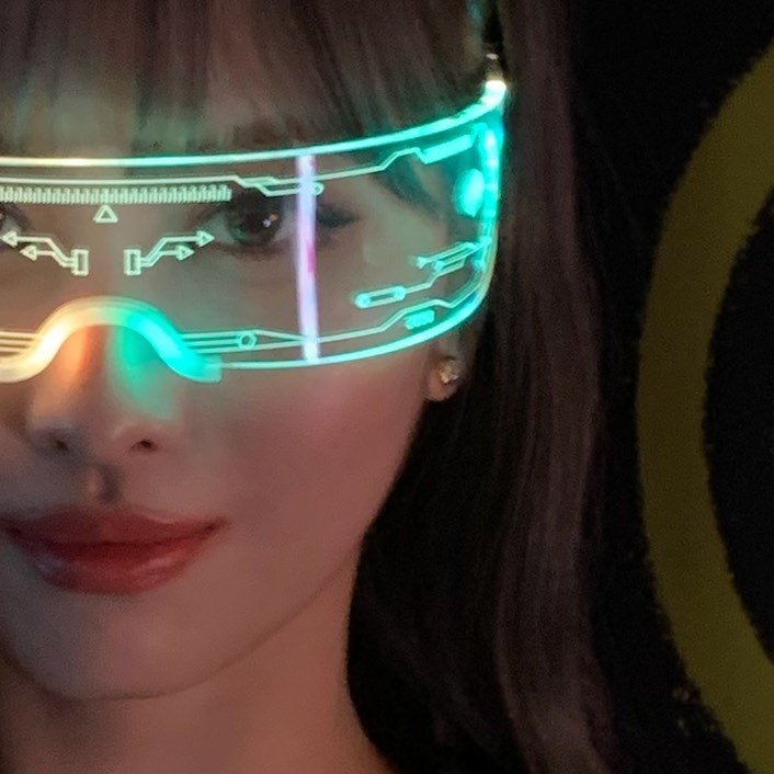 godmitzu's tweet photo. Thank you for your service momo Talk that Talk profile pic (2022-2026) https://t.co/2gswR7T0Uw
