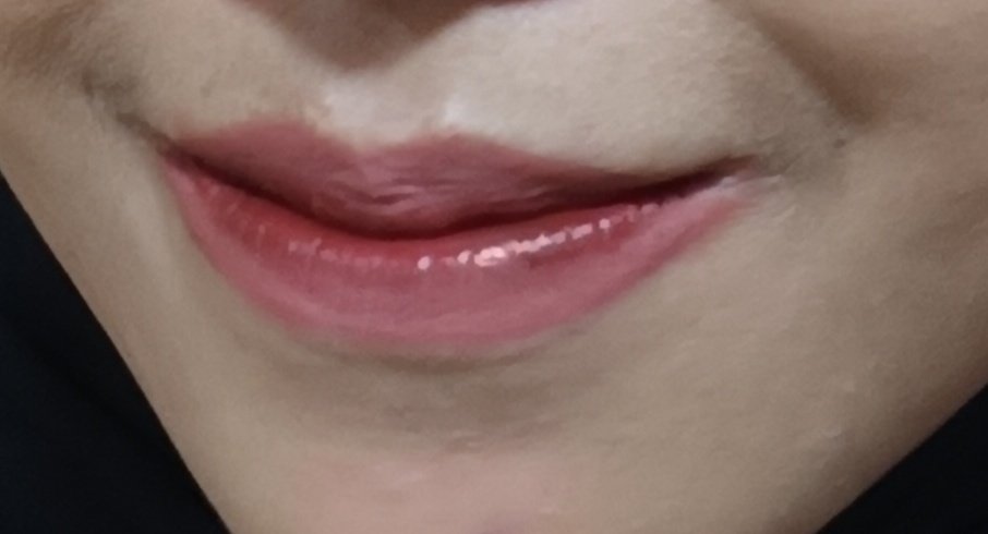 Eh sumpah ini lagi suka bgt sama warna lipstik begini