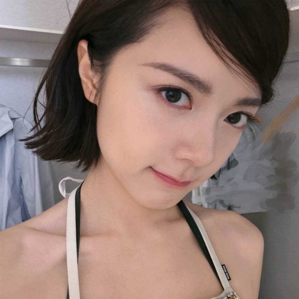 han4_ajo's tweet photo. ig yuk mai~ 😍
#ZhaoJinmaixMiuMiu #MiuMiuSS26
#ZhaoJinmai #ZJMagazine #赵今麦 https://t.co/B01nJdHHf6
